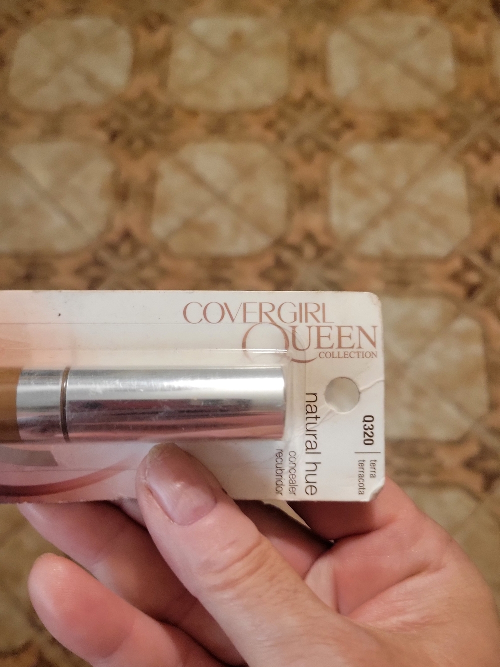 CoverGirl Queen Natural Hue Concealer Stick - Terra (0320) LOT of 26